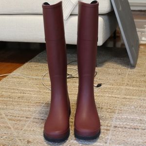 Marc Fisher knee high rain boots size 8